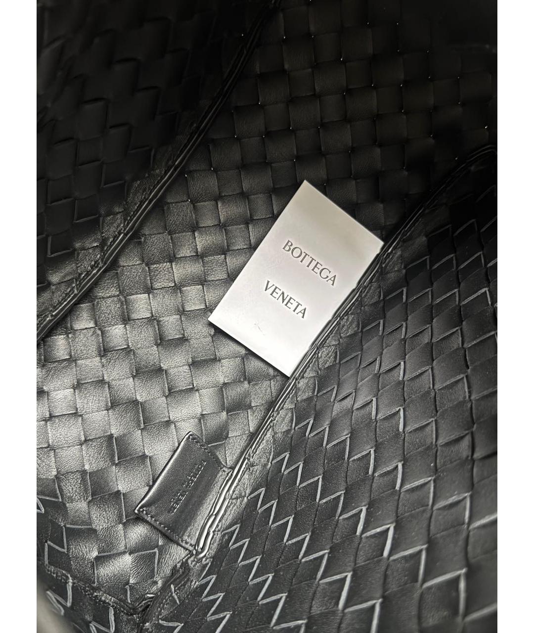 BOTTEGA VENETA Черная кожаная сумка с короткими ручками, фото 6
