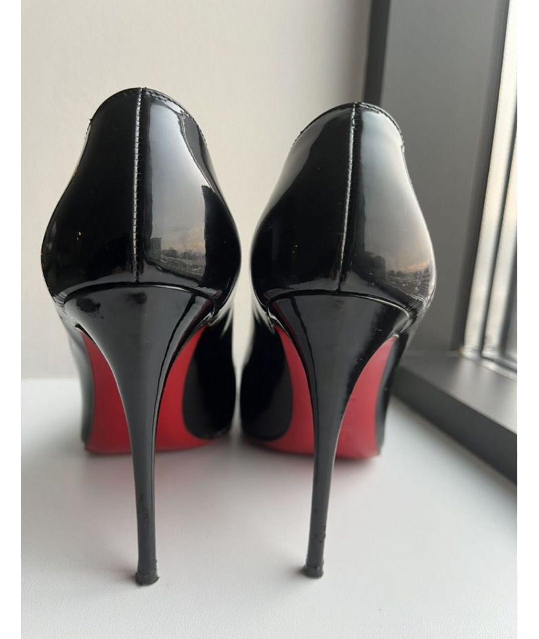 CHRISTIAN LOUBOUTIN Черные туфли из лакированной кожи, фото 4