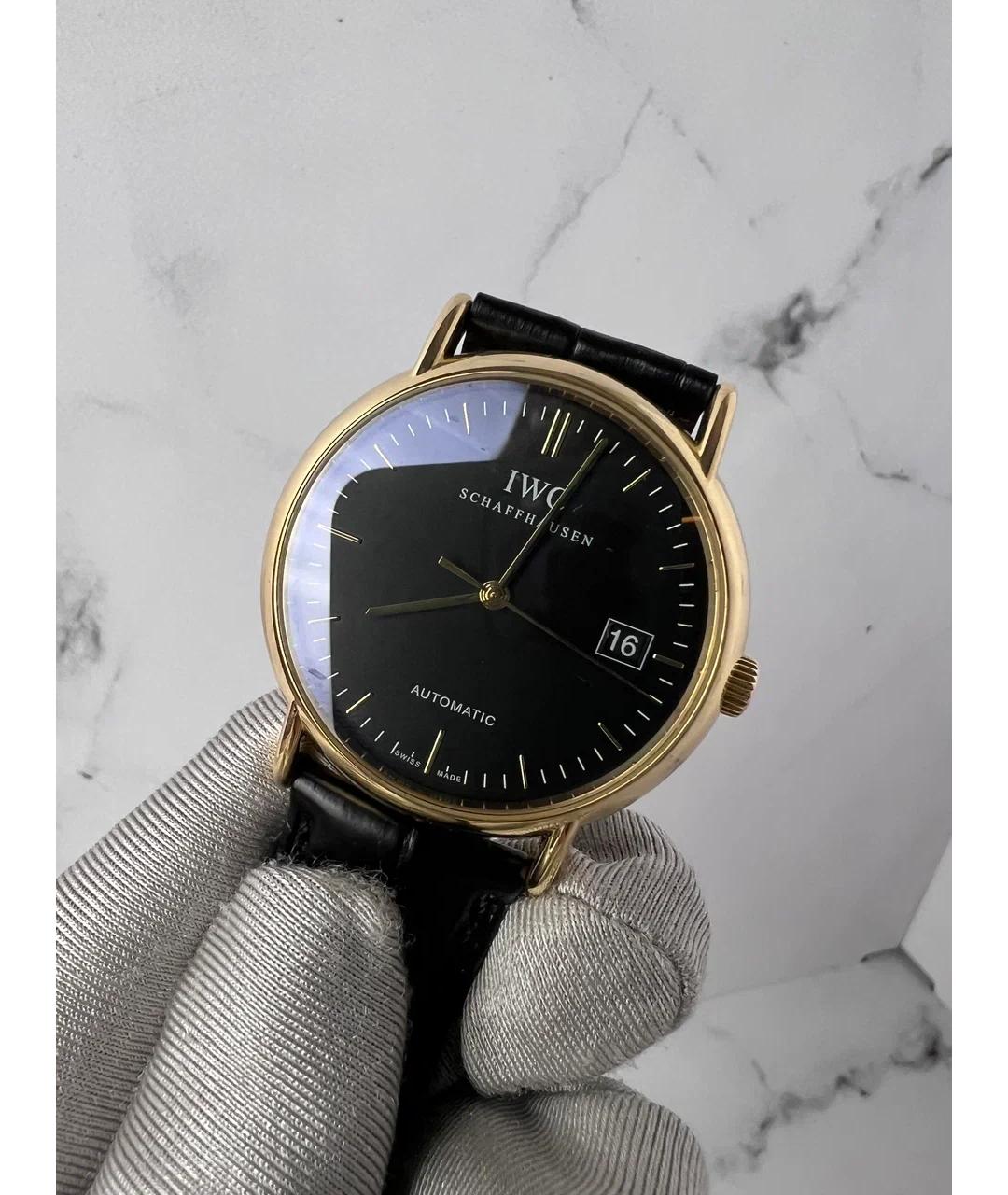 IWC Schaffhausen Черные часы из желтого золота, фото 2