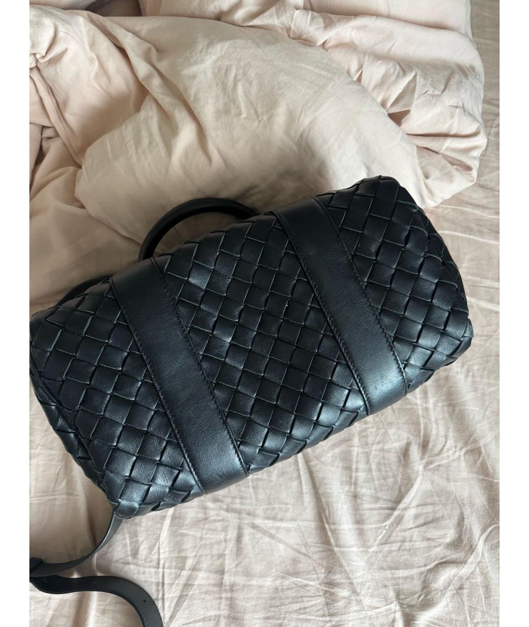 BOTTEGA VENETA Черная кожаная сумка с короткими ручками, фото 4
