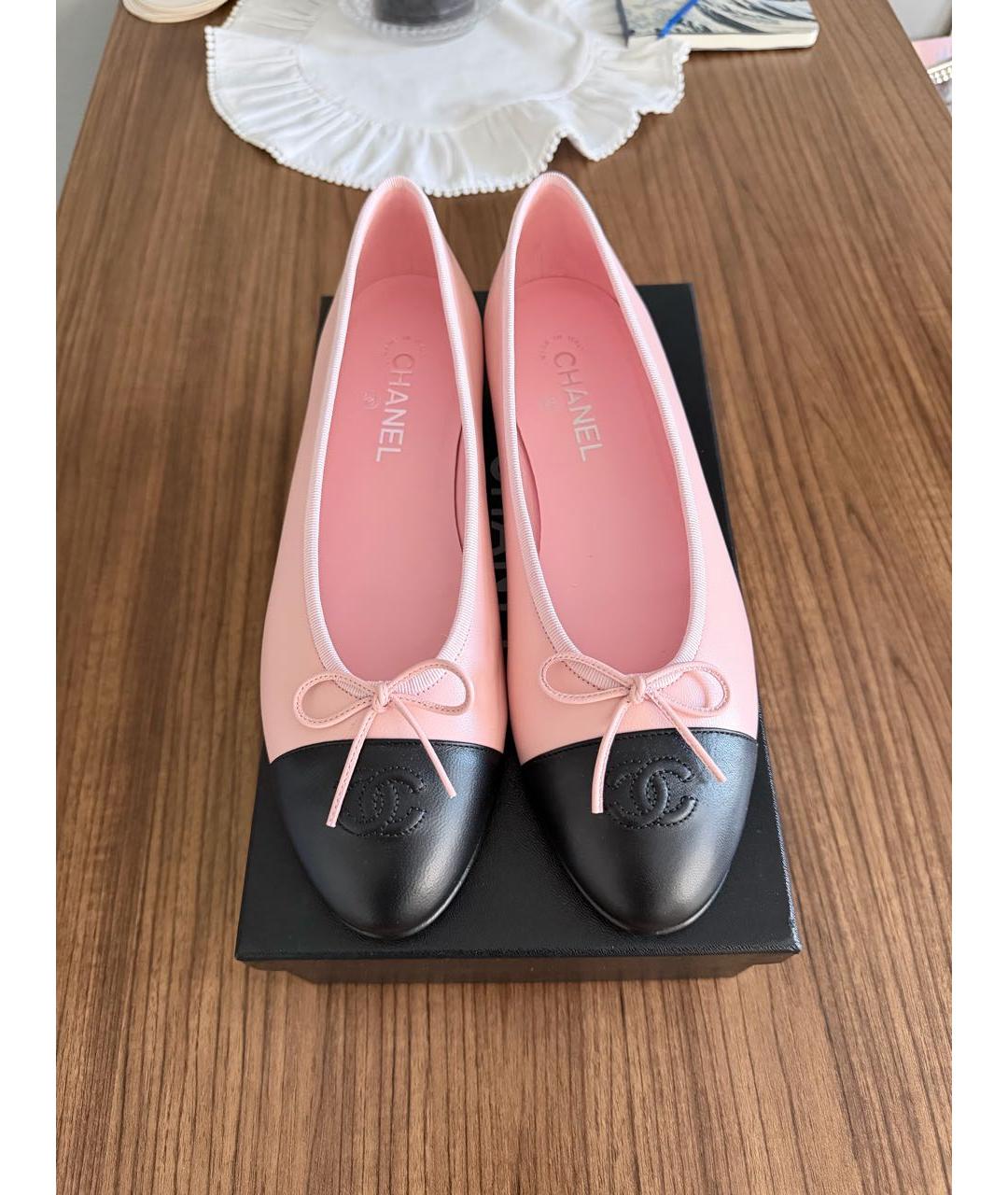 CHANEL Розовые кожаные балетки, фото 2