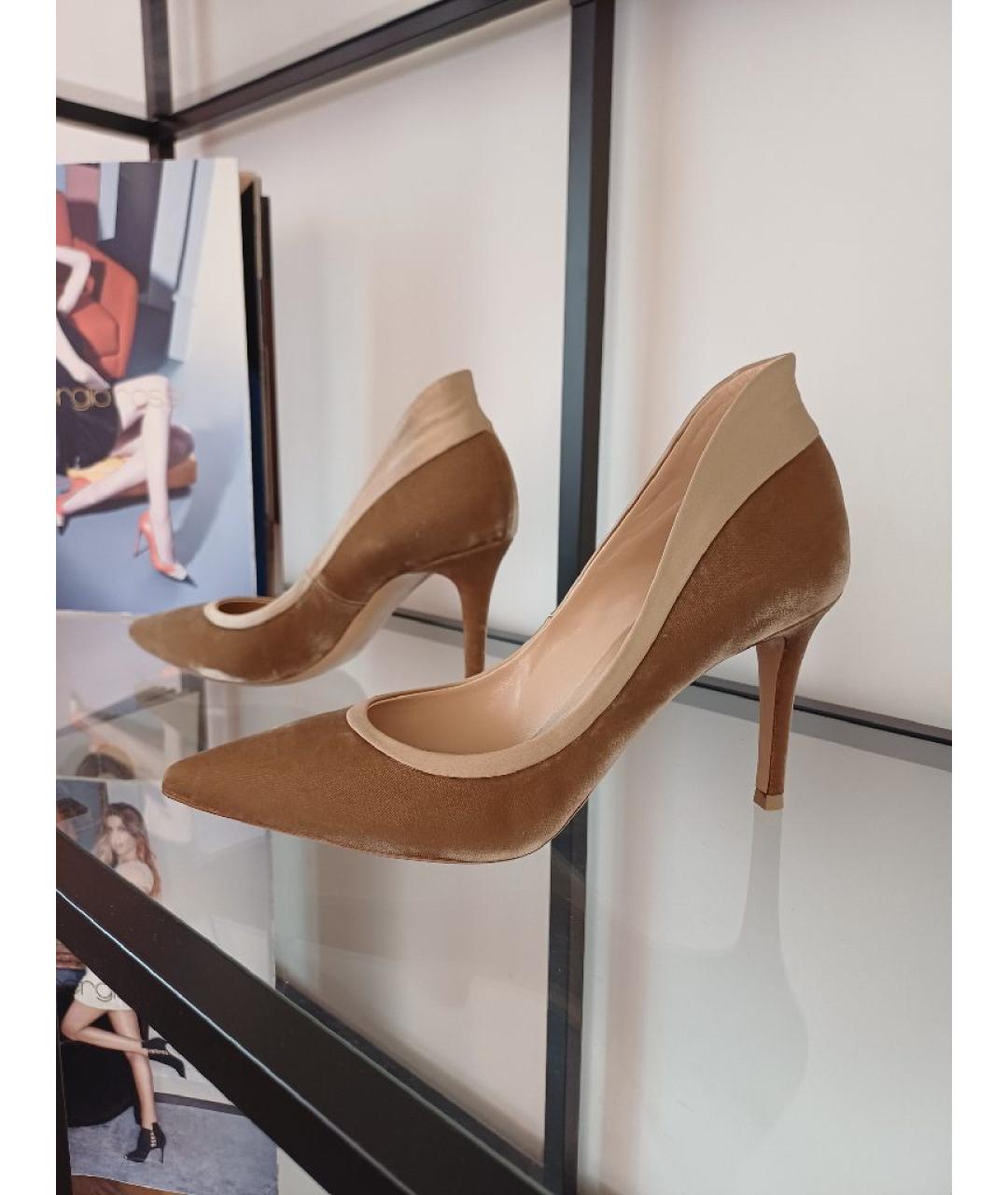 GIANVITO ROSSI Коричневые бархатные туфли, фото 6