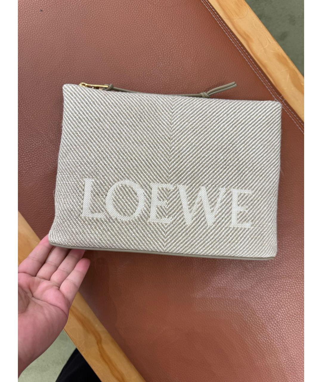 LOEWE Бежевая косметичка, фото 5