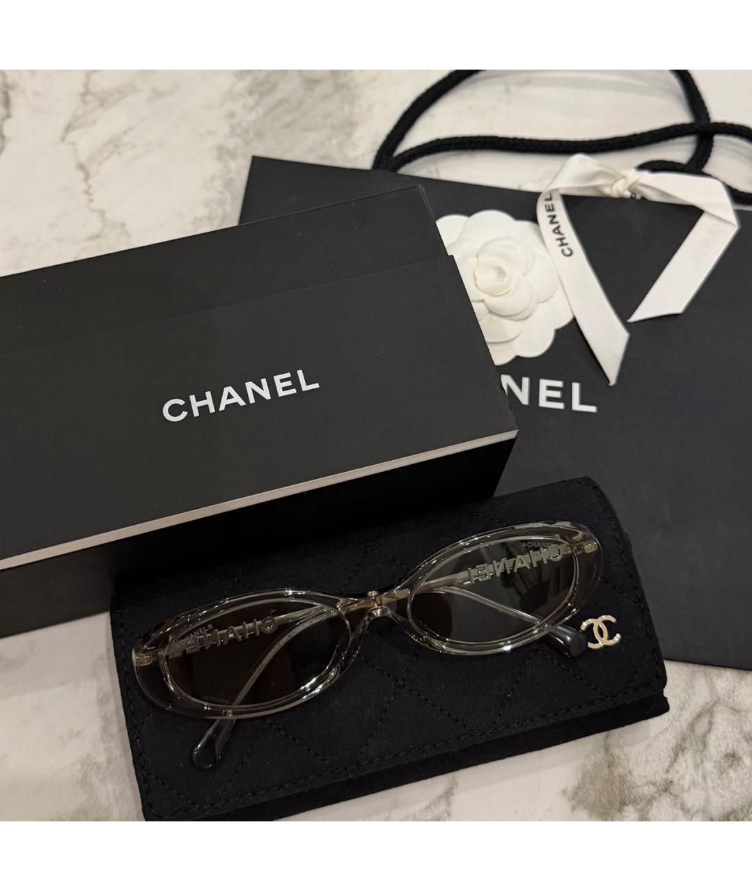 CHANEL Серые пластиковые солнцезащитные очки, фото 3