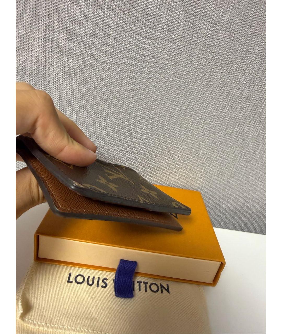 LOUIS VUITTON Коричневый кожаный кардхолдер, фото 4