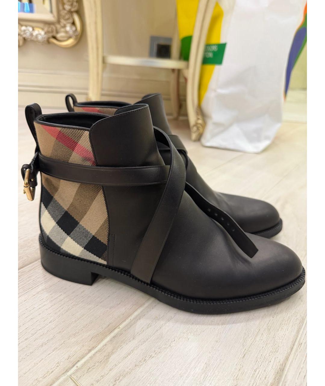 BURBERRY Черные кожаные ботинки, фото 6