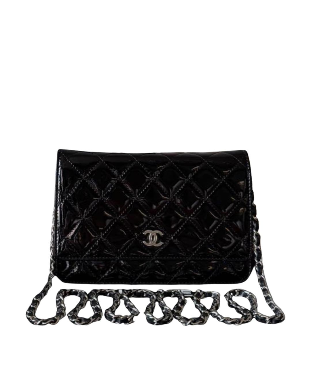 CHANEL Черная сумка через плечо из лакированной кожи, фото 1