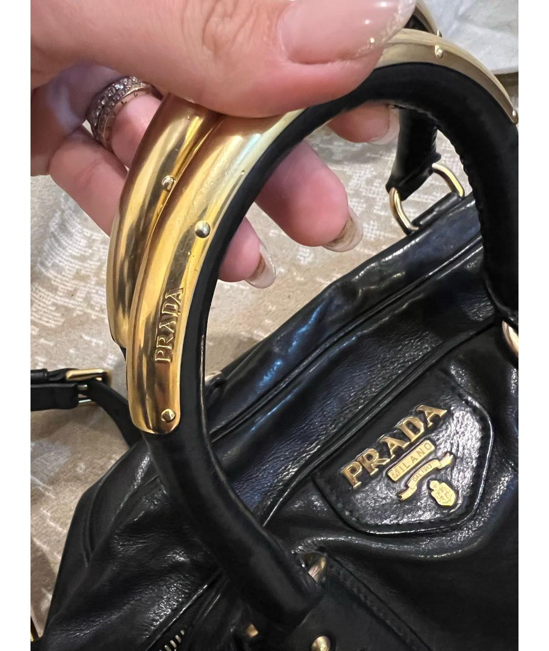 PRADA Черная кожаная сумка с короткими ручками, фото 5