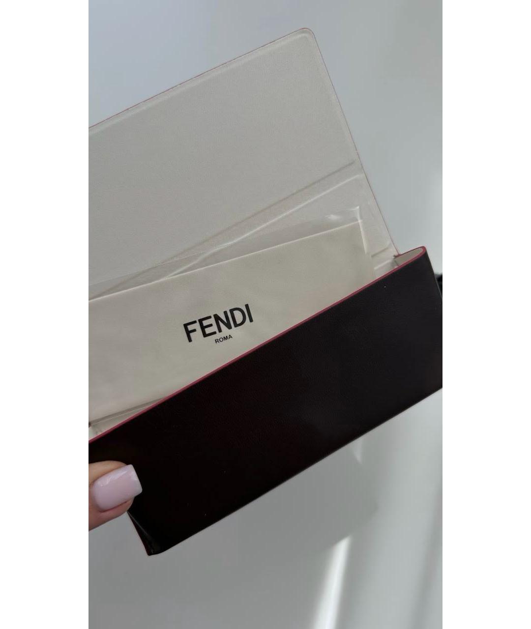 FENDI Черные пластиковые солнцезащитные очки, фото 3