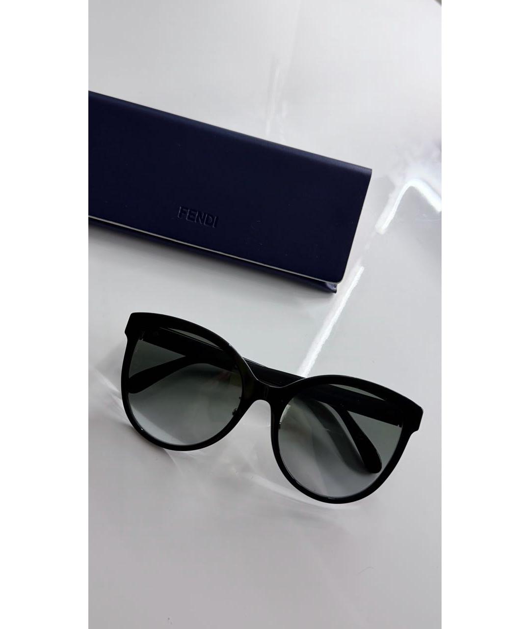 FENDI Черные пластиковые солнцезащитные очки, фото 3