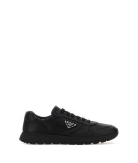 PRADA Низкие кроссовки / кеды
