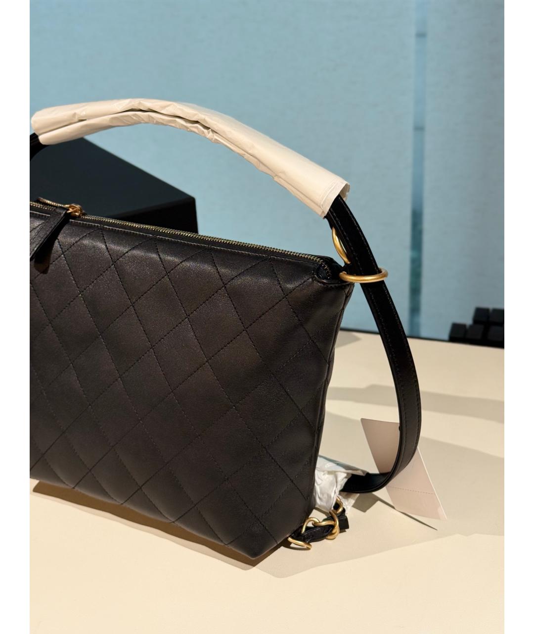 CHANEL Черная кожаная сумка через плечо, фото 4