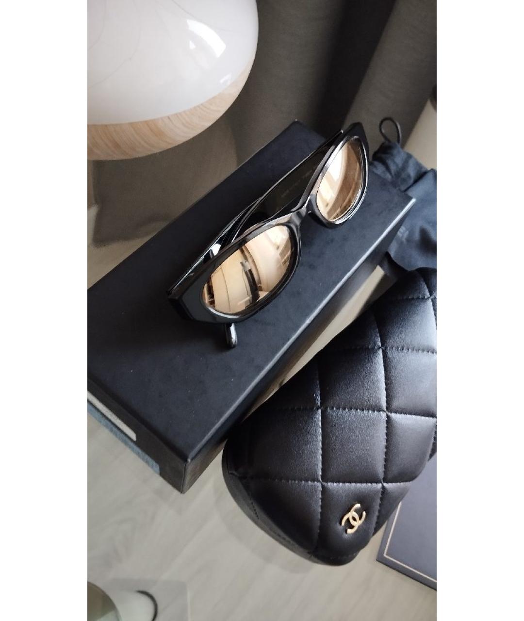 CHANEL Черные пластиковые солнцезащитные очки, фото 2