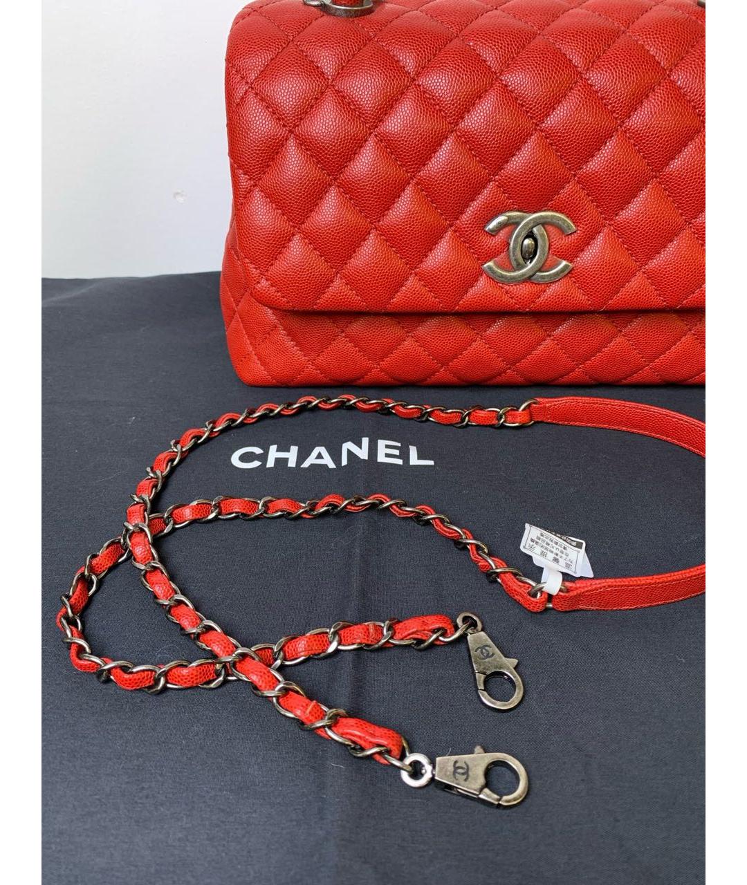 CHANEL Красная кожаная сумка с короткими ручками, фото 8