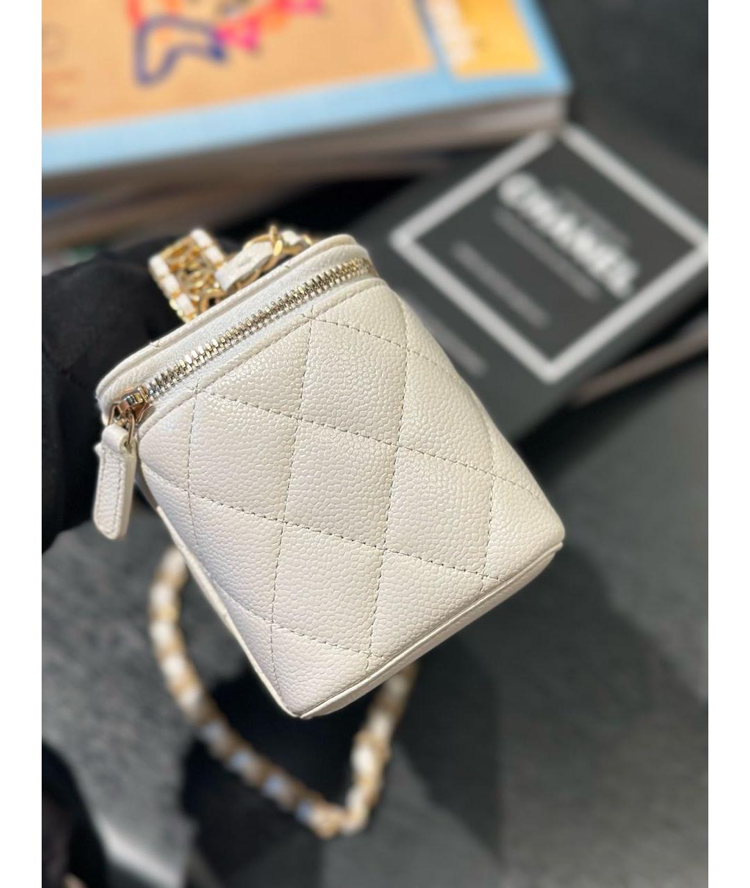 CHANEL Белая кожаная сумка через плечо, фото 4
