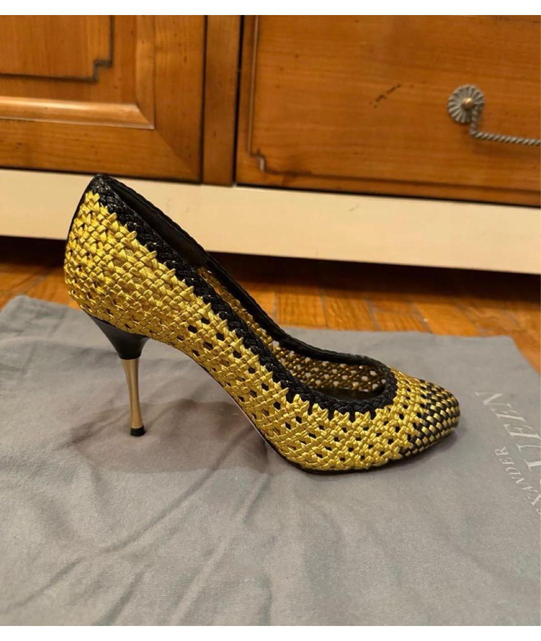 ALEXANDER MCQUEEN Золотые кожаные туфли, фото 7
