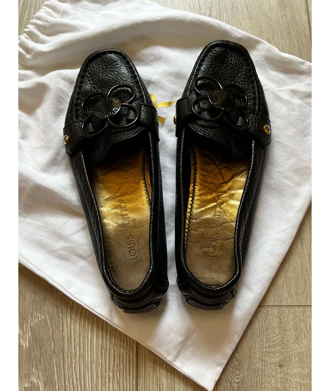 LOUIS VUITTON Черные кожаные мокасины, фото 2