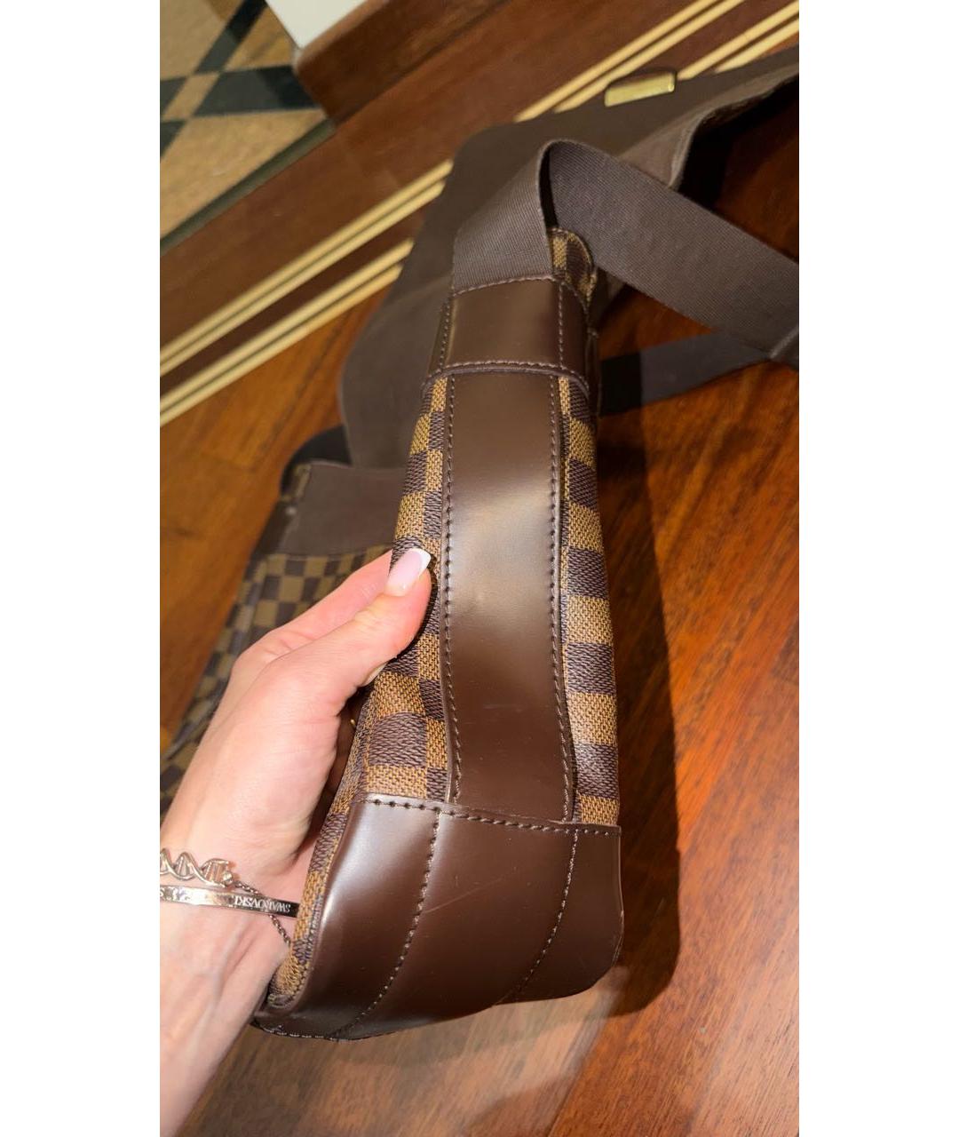 LOUIS VUITTON Коричневая кожаная сумка на плечо, фото 8