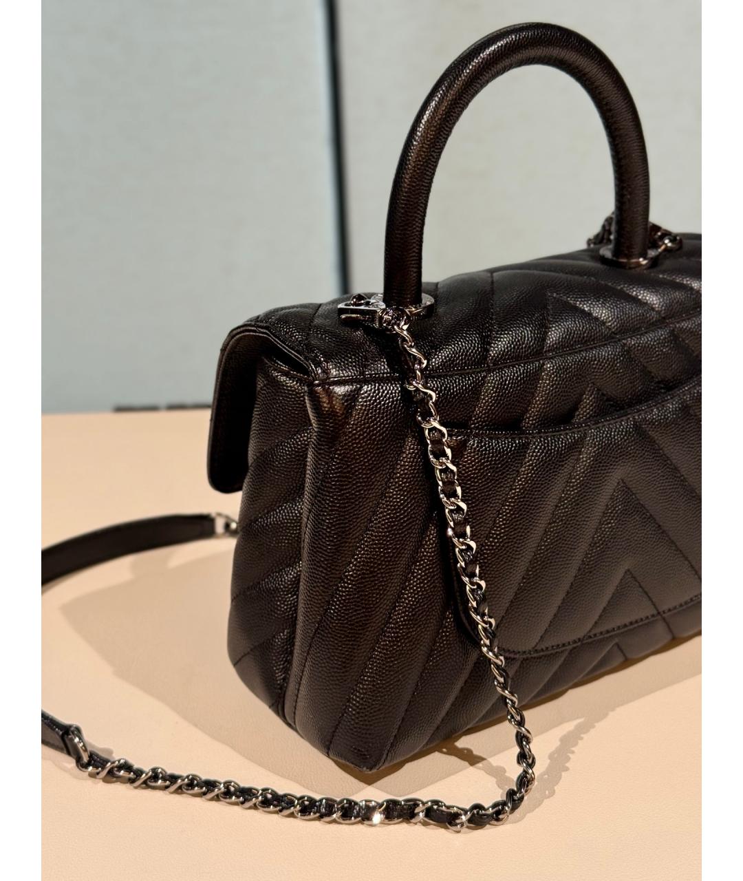 CHANEL Черная кожаная сумка с короткими ручками, фото 8