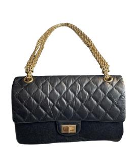 CHANEL Сумка через плечо