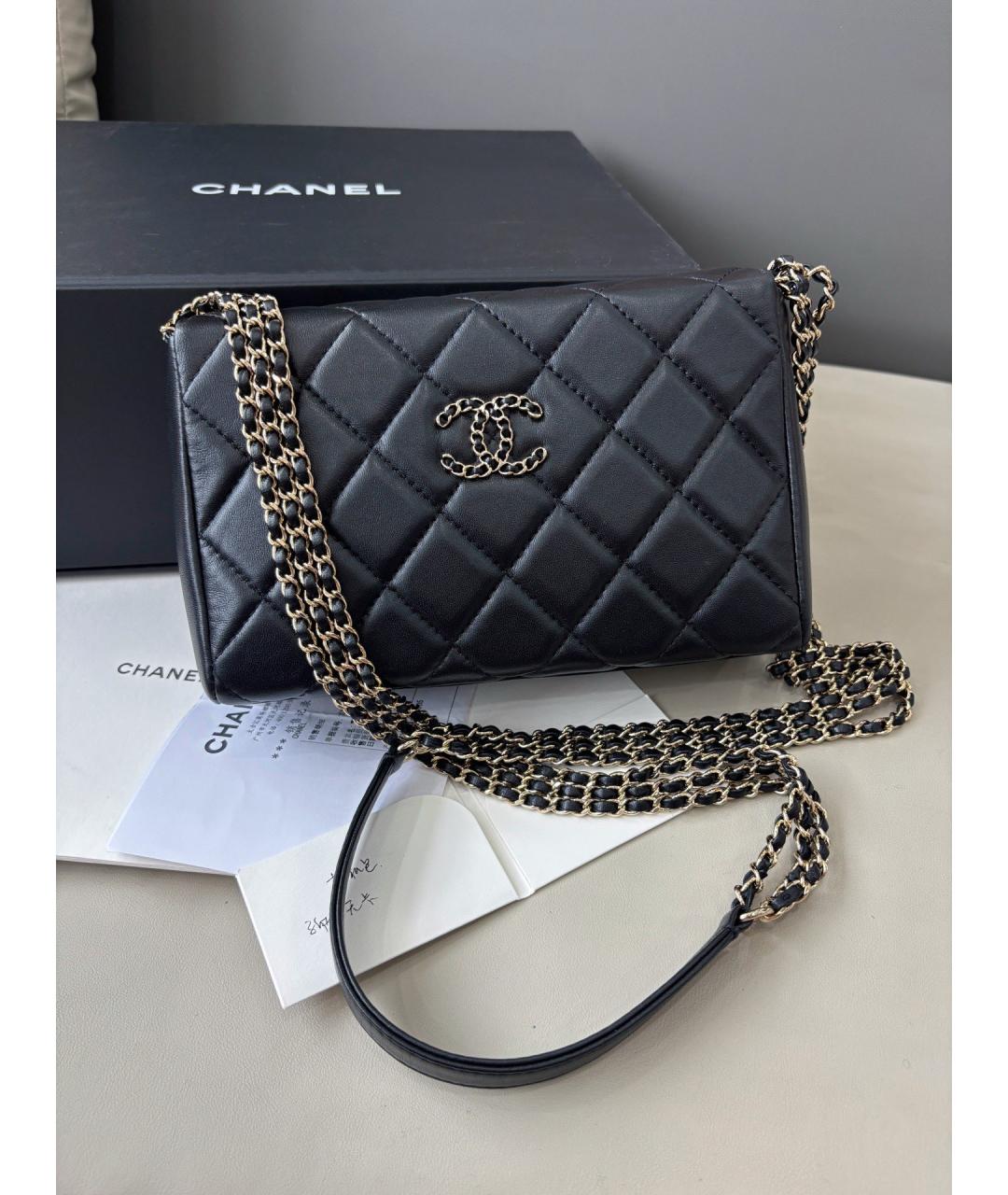 CHANEL Черная кожаная сумка через плечо, фото 2
