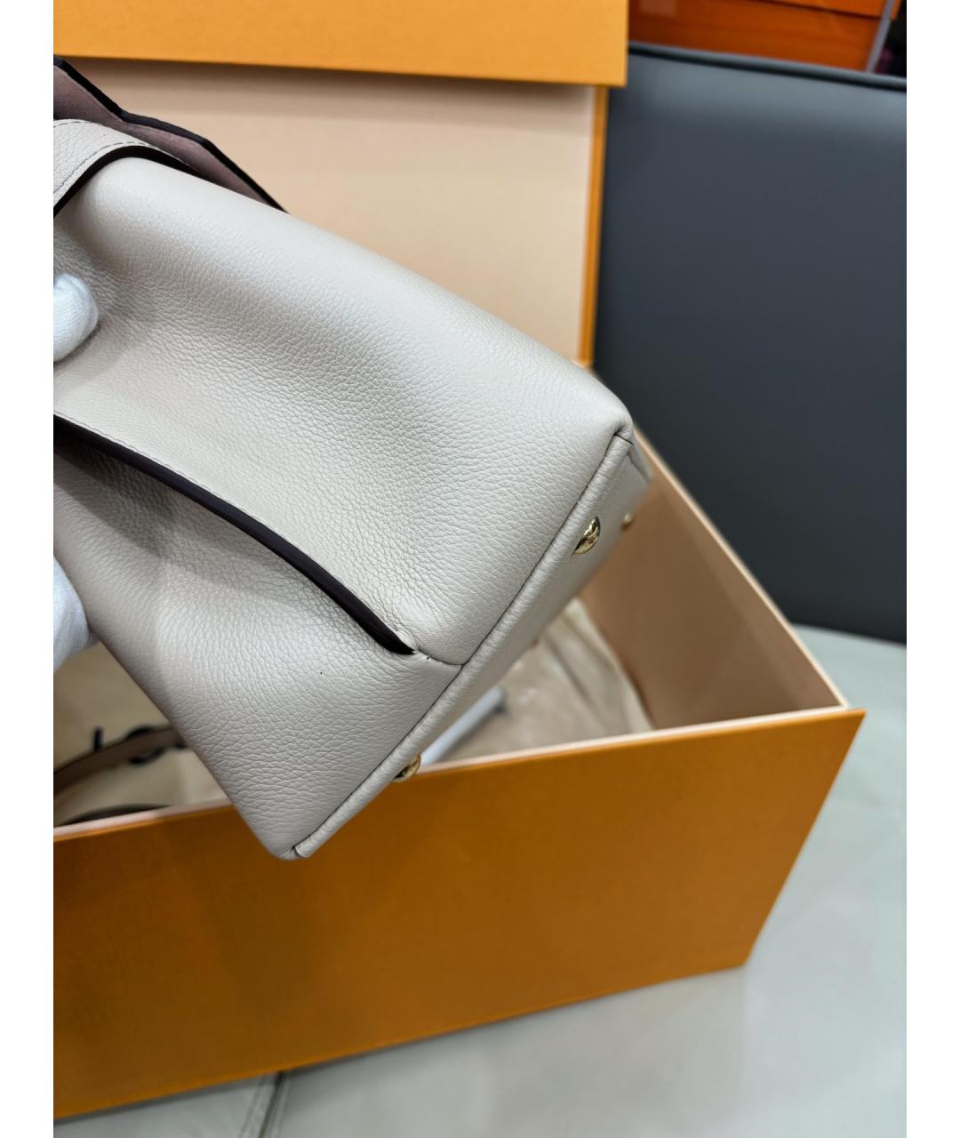 LOUIS VUITTON Серая кожаная сумка с короткими ручками, фото 6