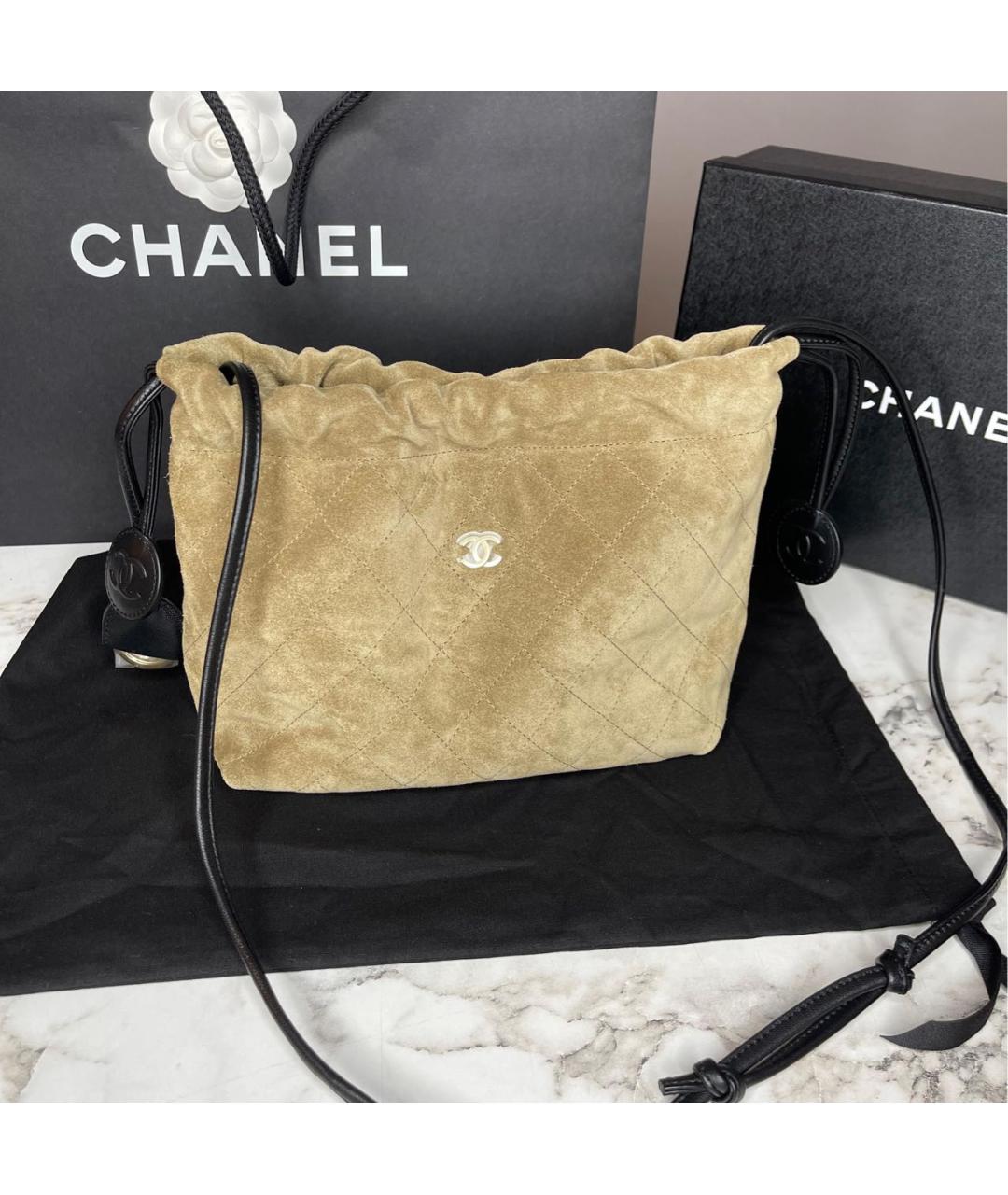 CHANEL Горчичная замшевая сумка через плечо, фото 4