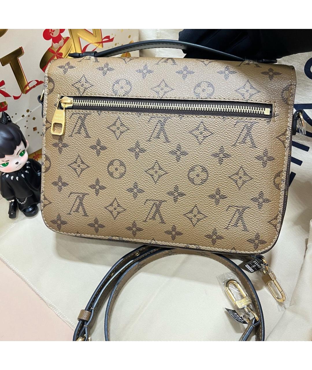 LOUIS VUITTON Коричневая сумка через плечо, фото 5