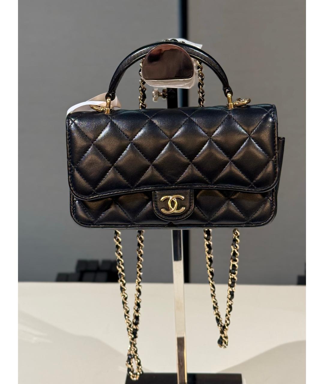 CHANEL Черная кожаная сумка с короткими ручками, фото 8