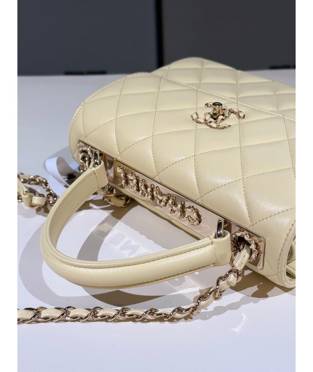 CHANEL Желтая кожаная сумка с короткими ручками, фото 8