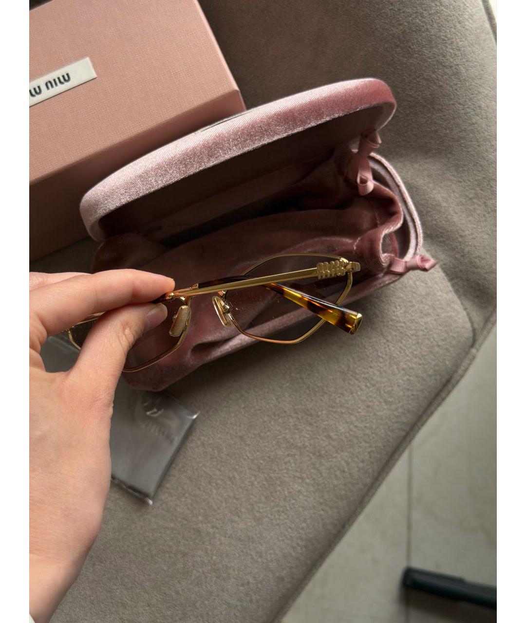 MIU MIU Коричневые металлические солнцезащитные очки, фото 2