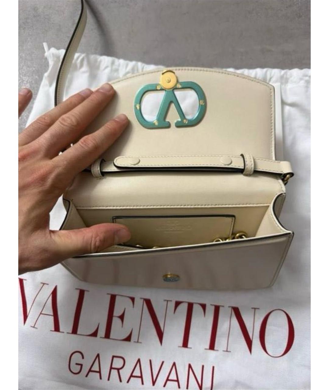 VALENTINO Бежевая кожаная сумка через плечо, фото 2