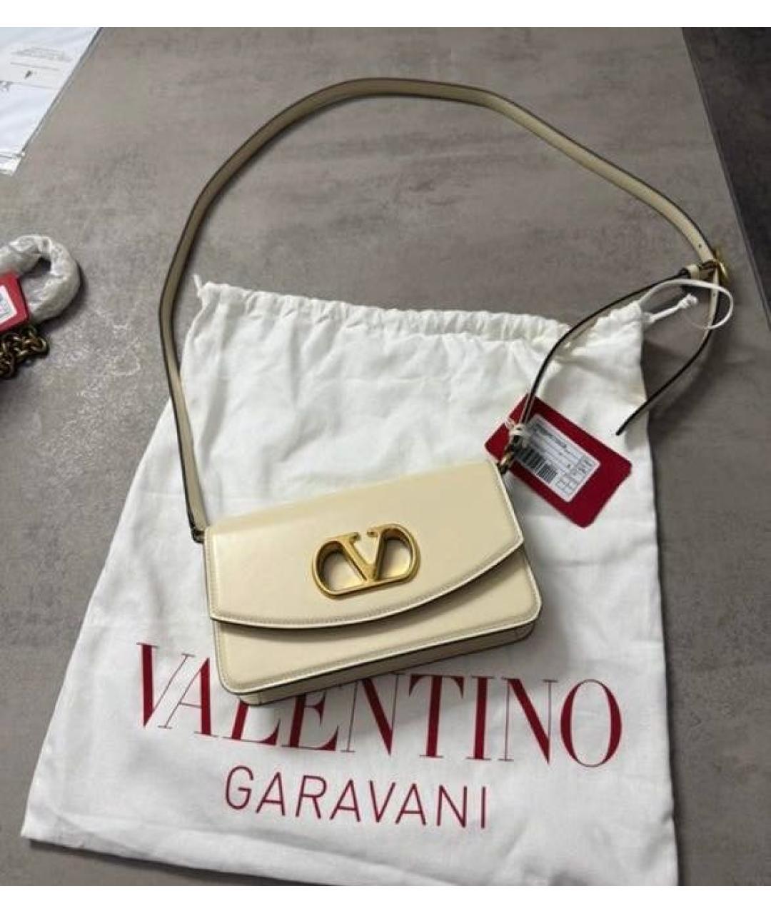 VALENTINO Бежевая кожаная сумка через плечо, фото 5