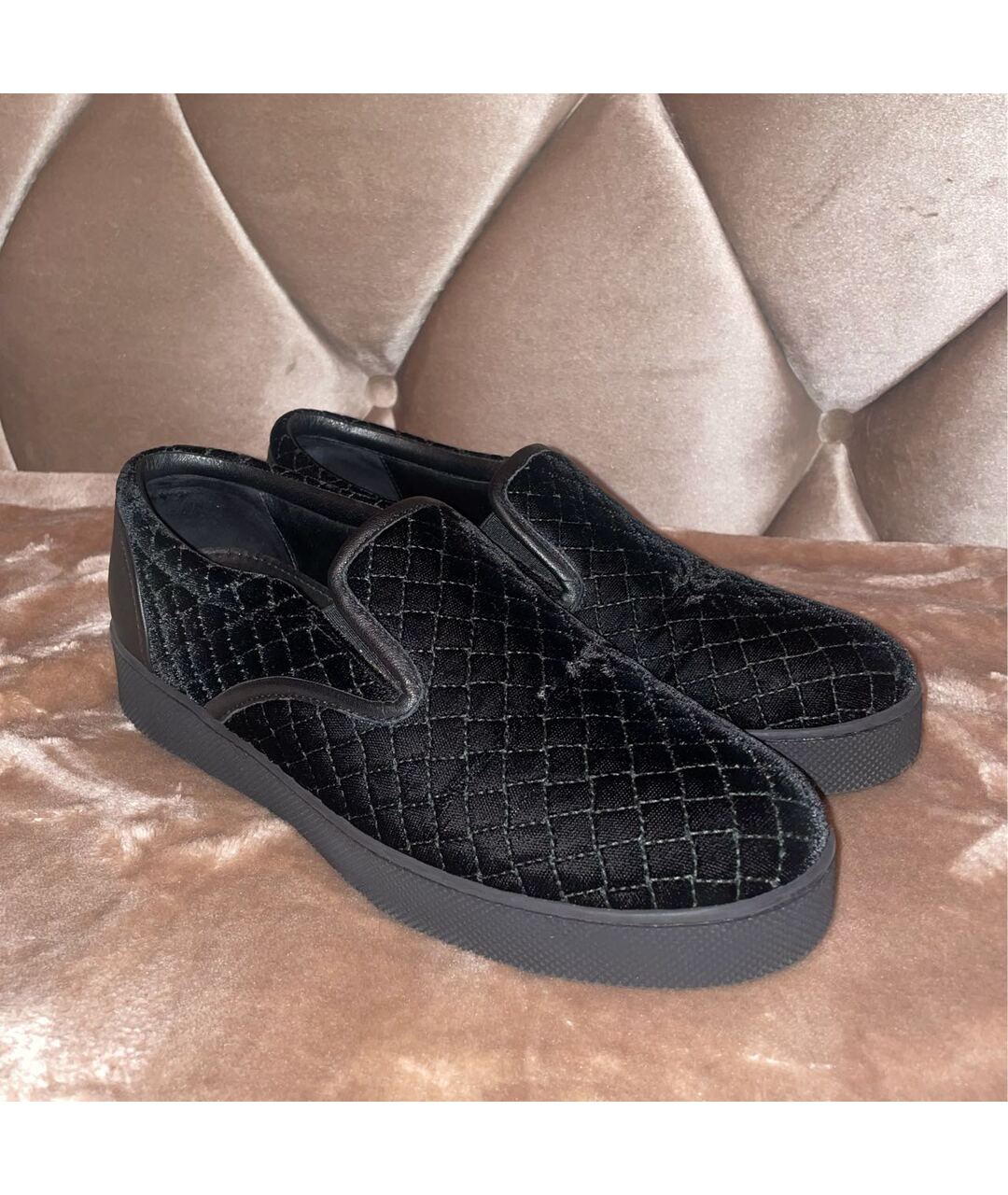 BOTTEGA VENETA Черные бархатные слипоны, фото 5