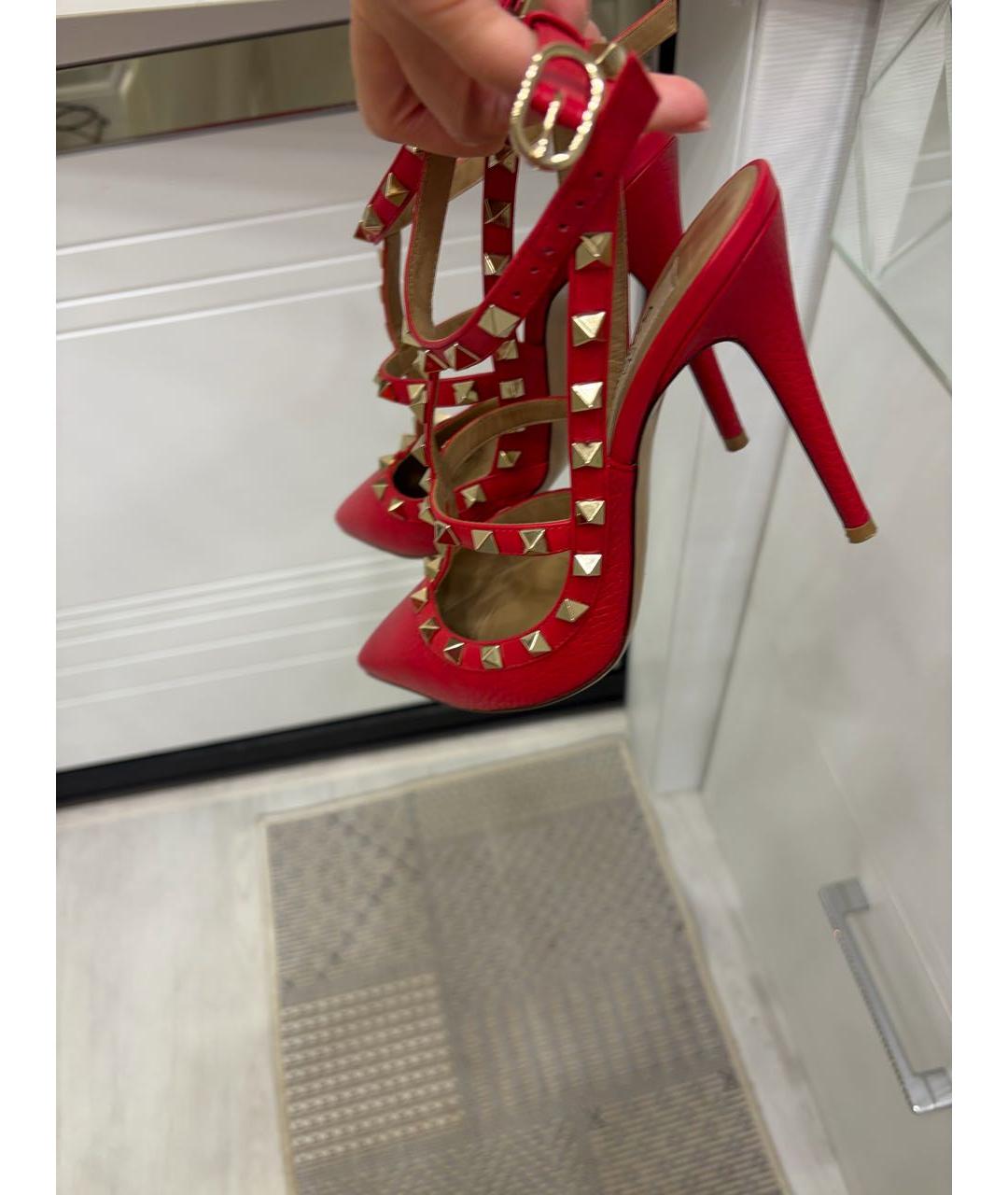 VALENTINO Красные кожаные босоножки, фото 7