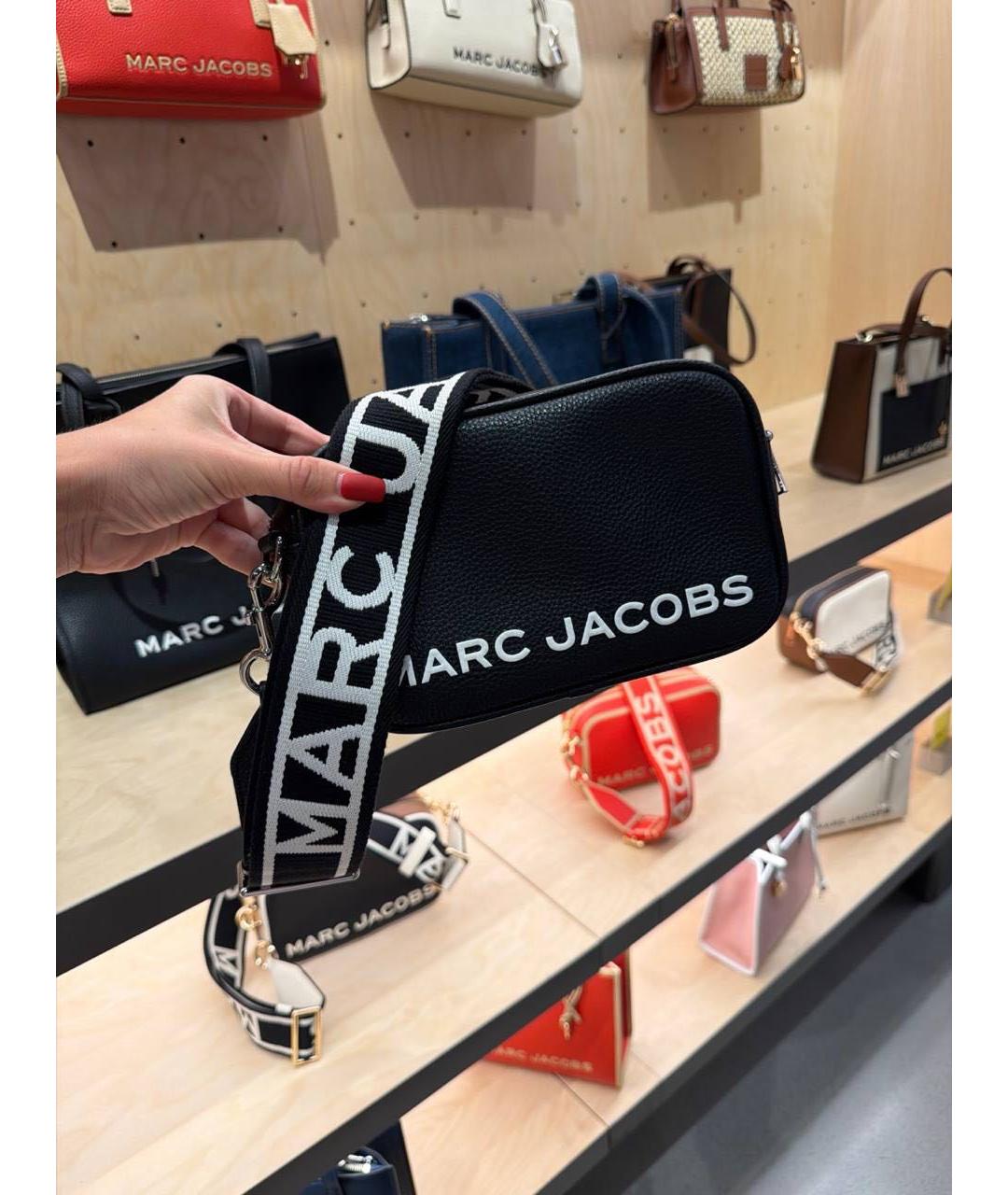 MARC JACOBS Черная кожаная сумка через плечо, фото 5