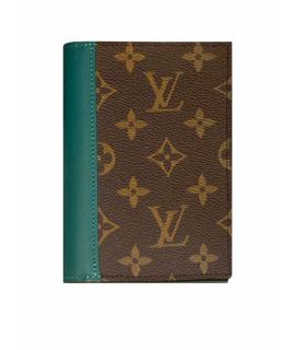 LOUIS VUITTON Обложка/футляр