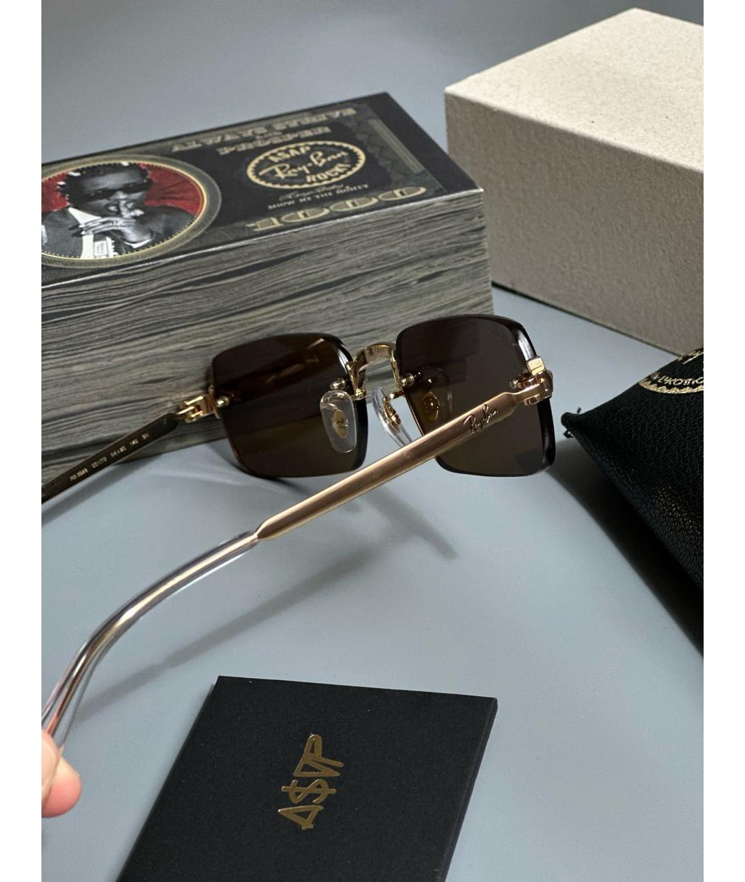 RAY BAN Коричневые металлические солнцезащитные очки, фото 3