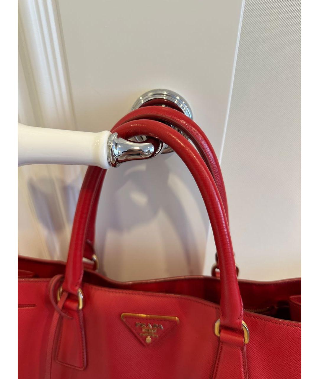 PRADA Красная кожаная сумка тоут, фото 3