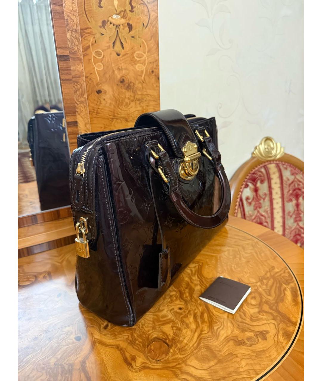 LOUIS VUITTON Бордовая сумка тоут из лакированной кожи, фото 2