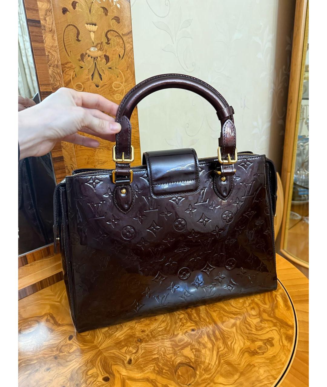 LOUIS VUITTON Бордовая сумка тоут из лакированной кожи, фото 3