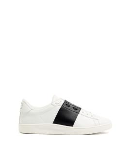 VALENTINO Низкие кроссовки / кеды