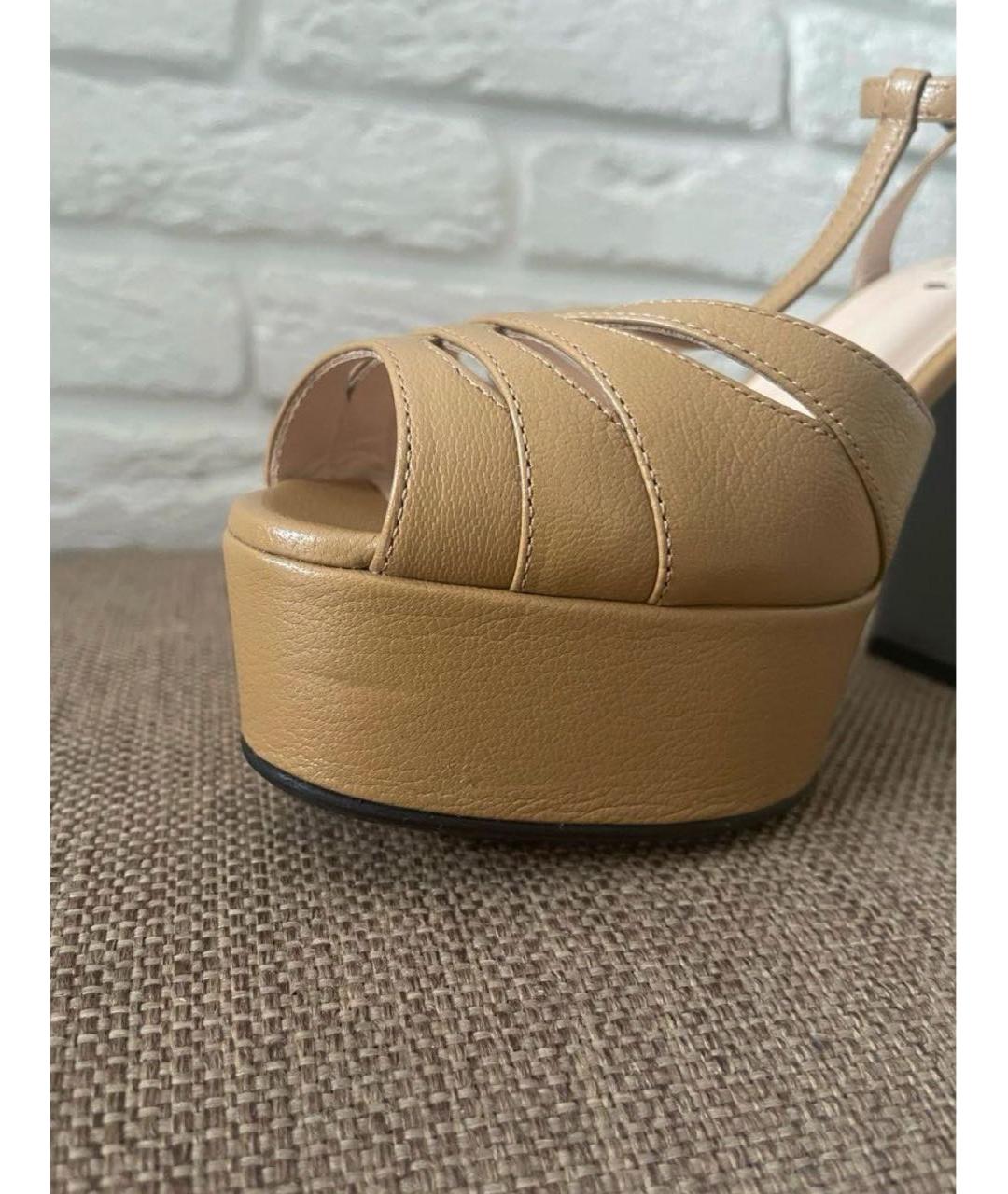 FENDI Бежевые кожаные босоножки, фото 7