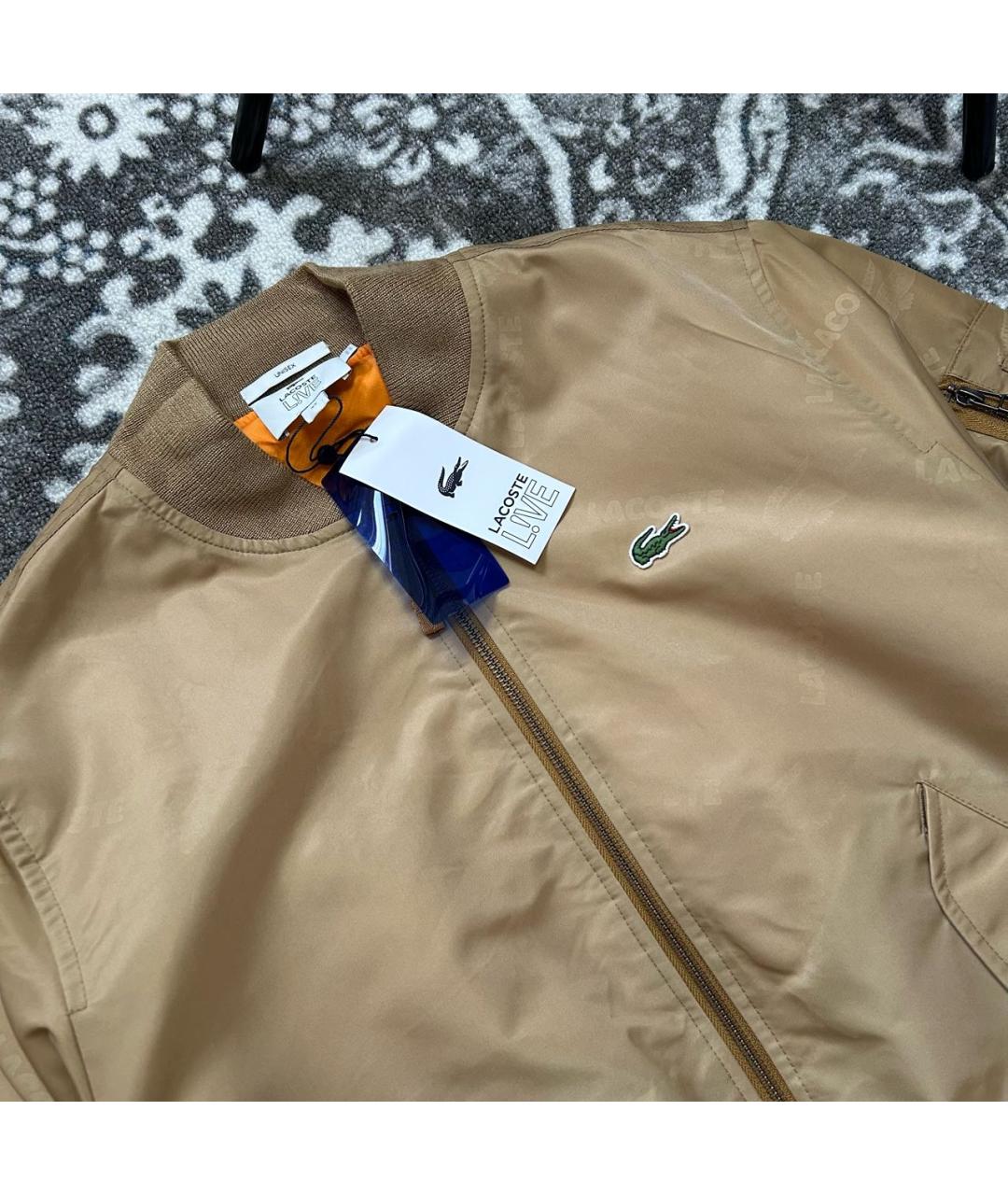 LACOSTE Золотая полиамидовая куртка, фото 3