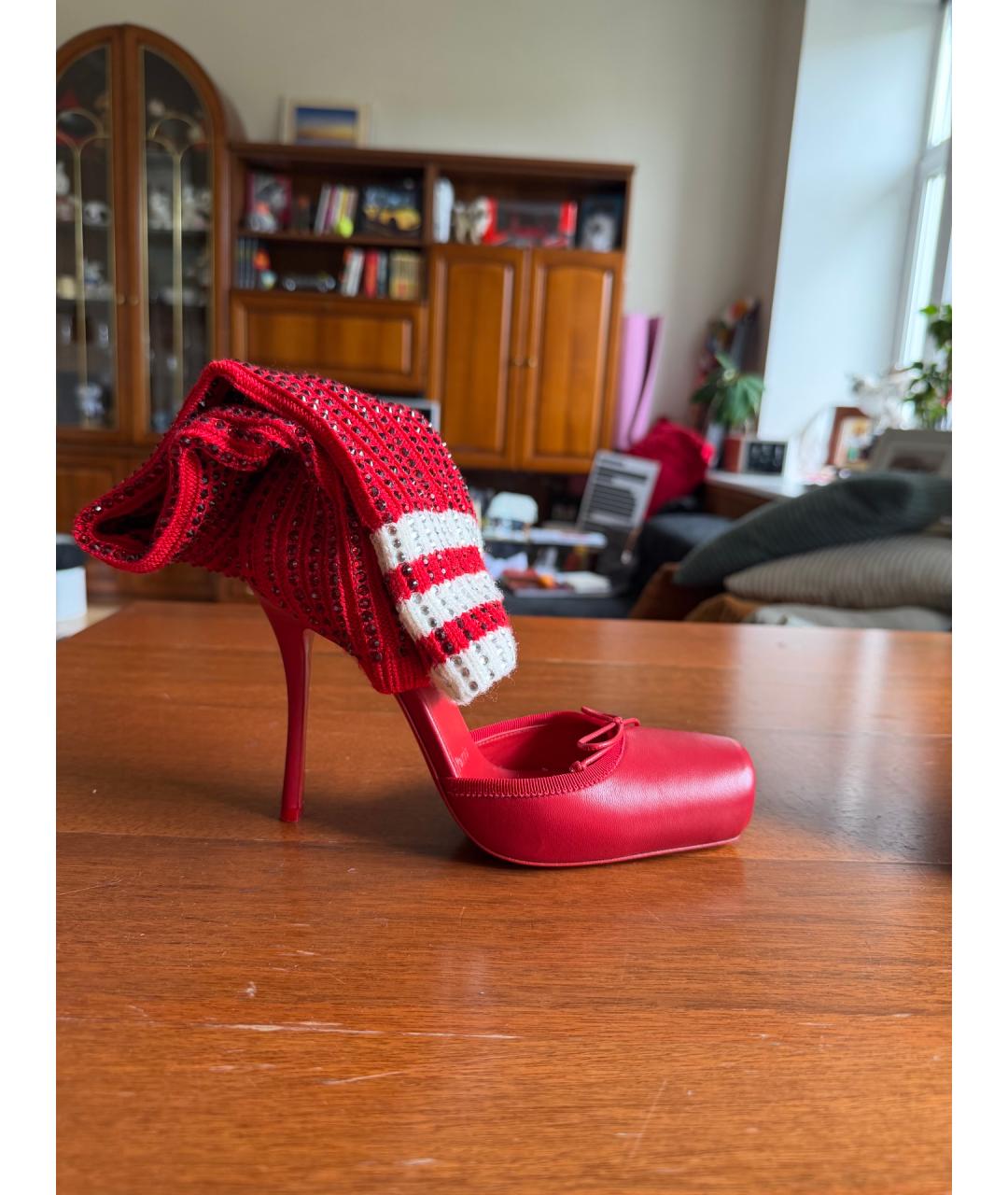 CHRISTIAN LOUBOUTIN Красные кожаные туфли, фото 6