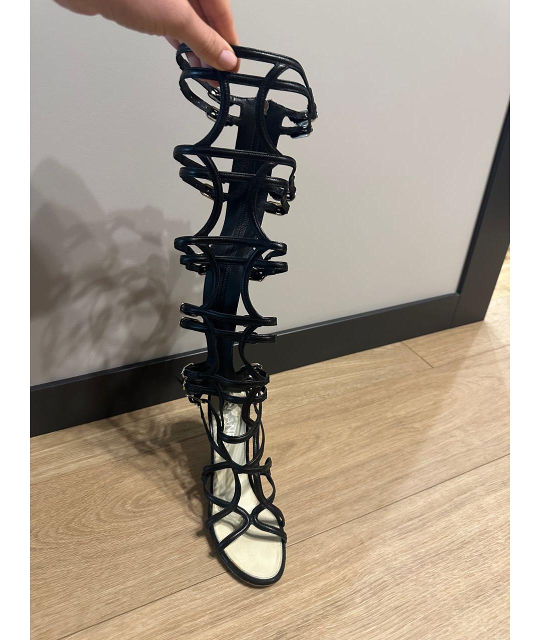 CHANEL Черные кожаные босоножки, фото 3