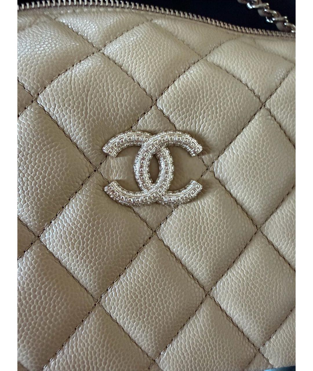 CHANEL Бежевая кожаная сумка с короткими ручками, фото 2