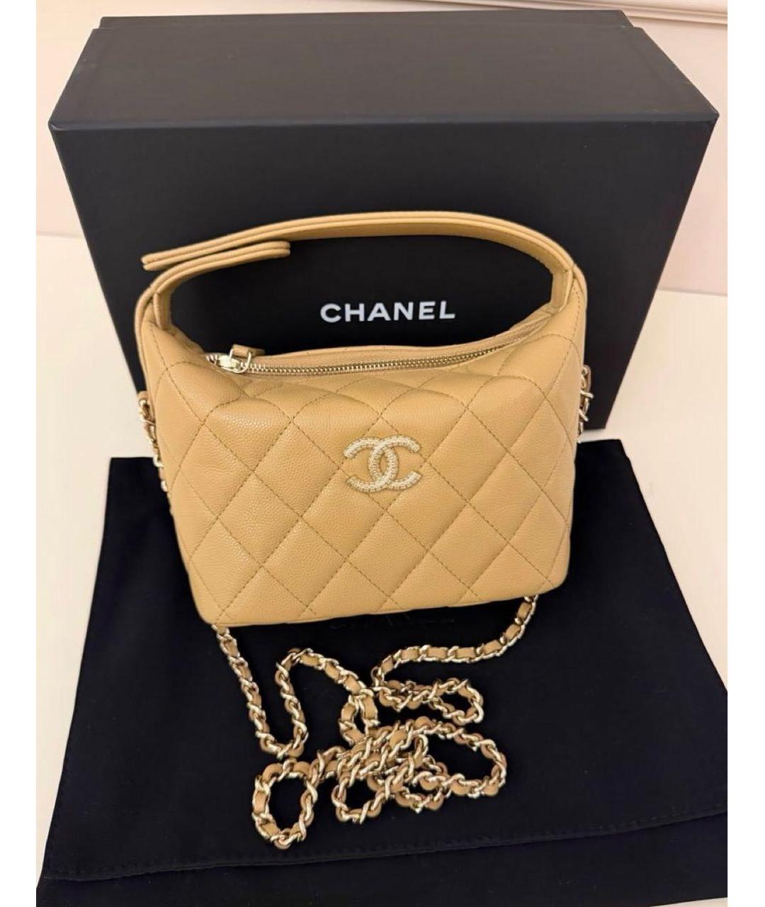 CHANEL Бежевая кожаная сумка с короткими ручками, фото 3