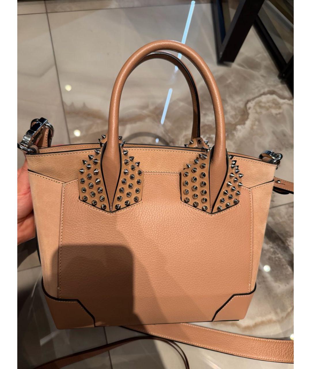 CHRISTIAN LOUBOUTIN Бежевая кожаная сумка с короткими ручками, фото 2