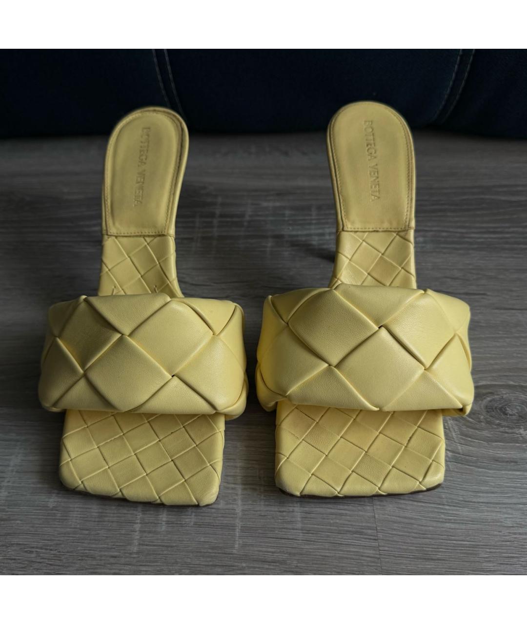 BOTTEGA VENETA Желтые кожаные туфли, фото 2